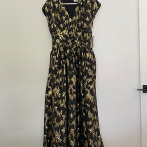 Taylor Holiday Dress